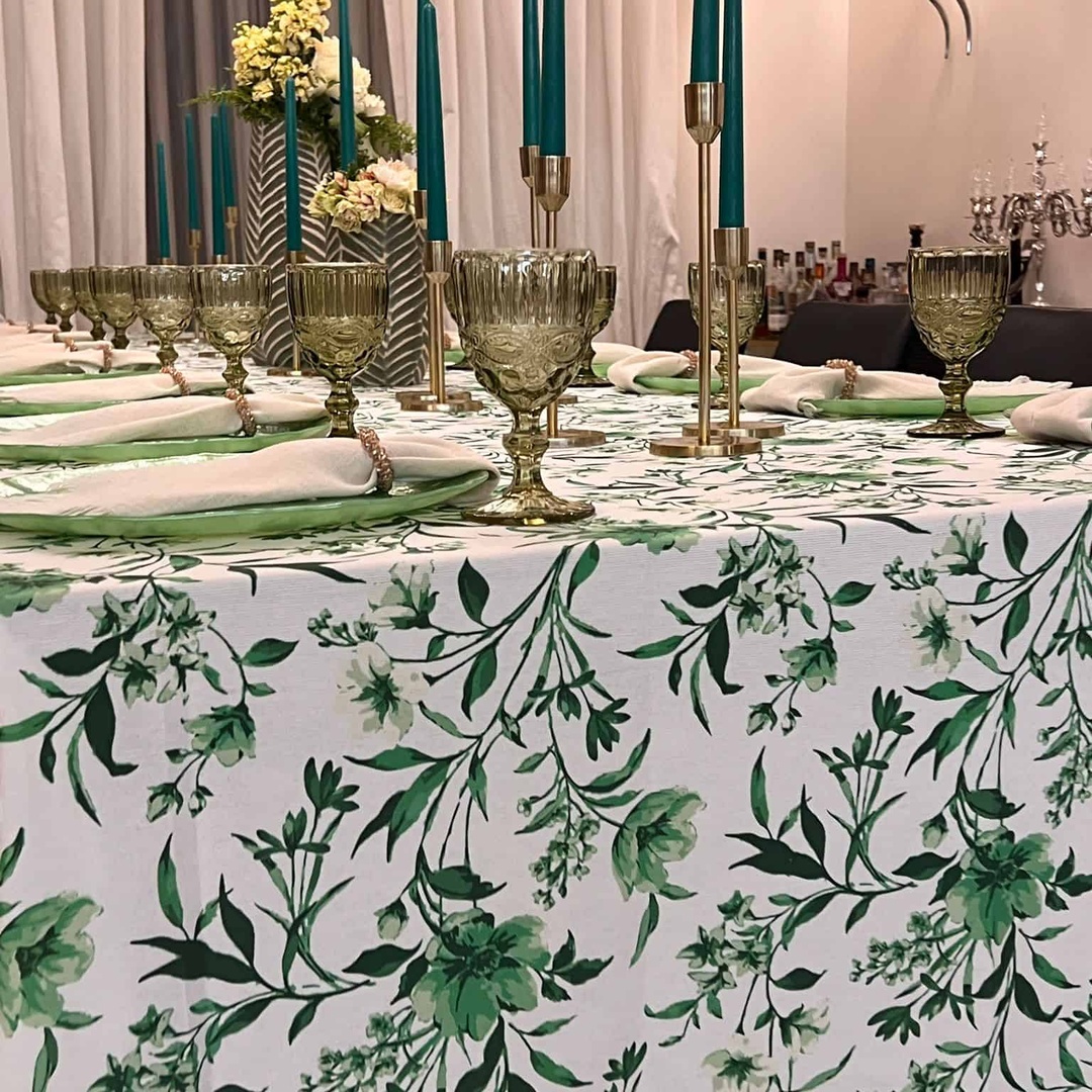 green_floral_tablecloth_1080x1080